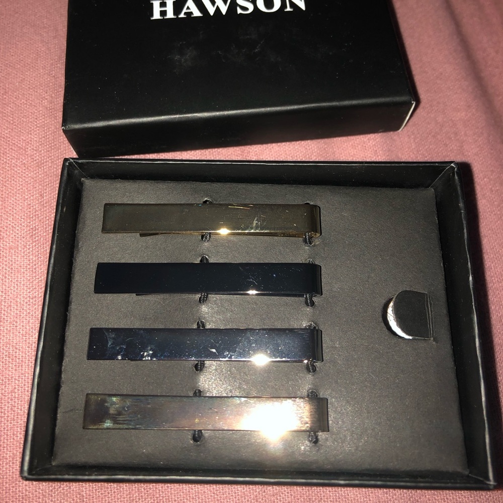 Skinny tie clips